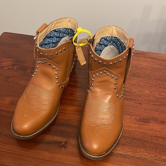 Dingo Destry Boot woman’s leather ankle Brown Studded Cowgirl shoe New Size 7.5 - Picture 10 of 10